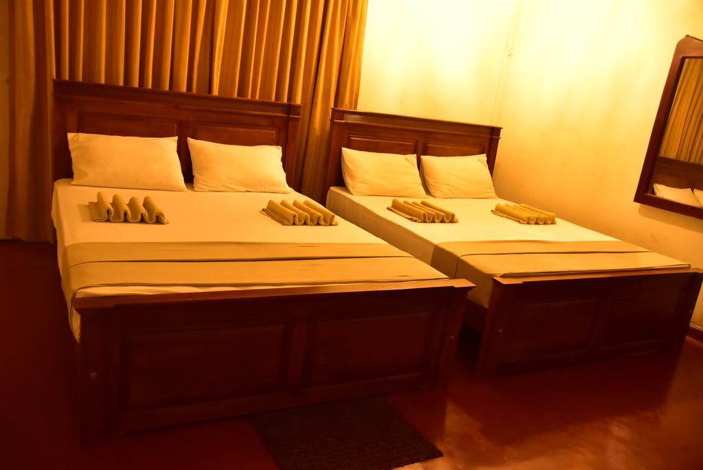 Yoho Mount Waves Hotel Colombo Eksteriør billede